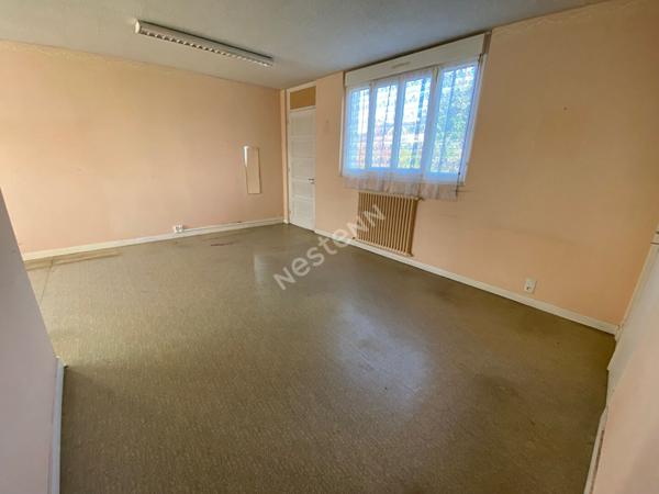 Ensemble immobilier de 320 m² à Loyat (56800)