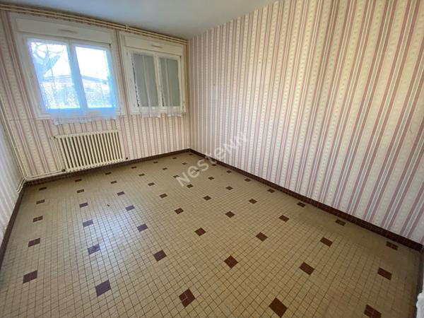 Ensemble immobilier de 320 m² à Loyat (56800)