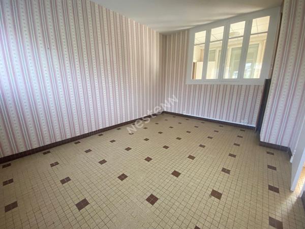 Ensemble immobilier de 320 m² à Loyat (56800)
