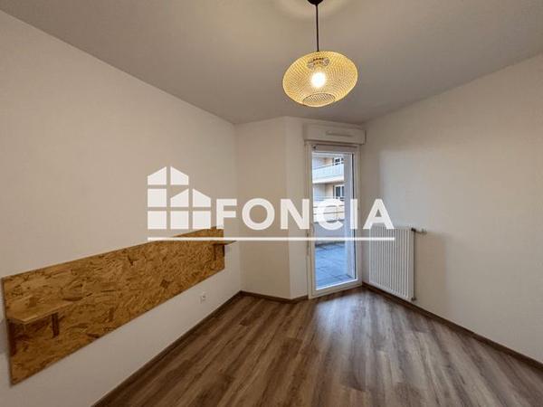 Location Appartement 2 pièces 35.43 m² - 123 TER RUE DE LA LIBERATION Bourgoin Jallieu 38300