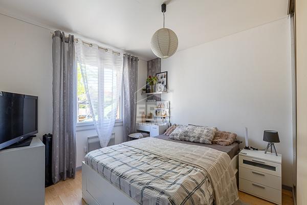 Maison Gratentour 5 pièce(s) 90 m2