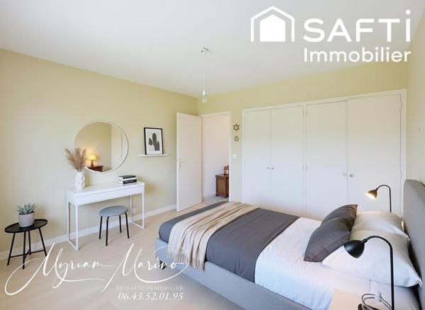 ACHAT - APPARTEMENT 3 PIÈCES  74 m² - VUE MER - GARAGE  35 m² - SAINT AYGULF (83370)