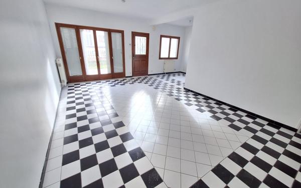 Maison à louer    4 pièces • 87 m2 Neuilly-sur-Marne