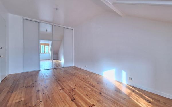 Maison à louer    4 pièces • 87 m2 Neuilly-sur-Marne