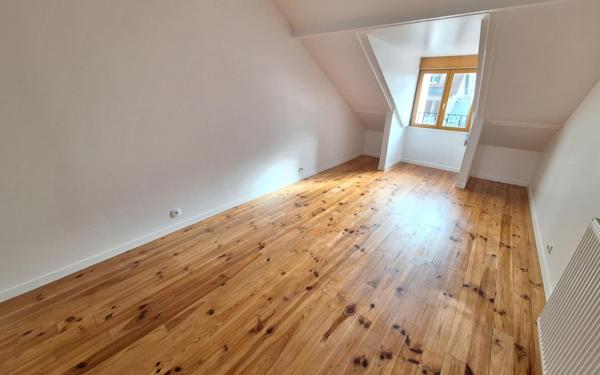 Maison à louer    4 pièces • 87 m2 Neuilly-sur-Marne