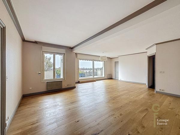 CENTRE BOURG MARCQ EN BAROEUL MAGNIFIQUE APPARTEMENT