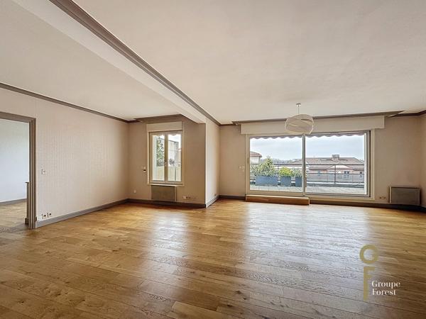 CENTRE BOURG MARCQ EN BAROEUL MAGNIFIQUE APPARTEMENT