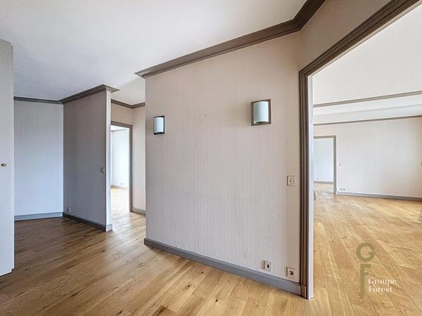CENTRE BOURG MARCQ EN BAROEUL MAGNIFIQUE APPARTEMENT
