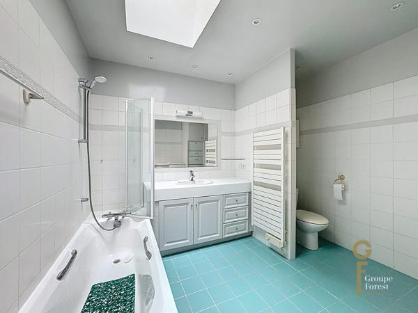 CENTRE BOURG MARCQ EN BAROEUL MAGNIFIQUE APPARTEMENT