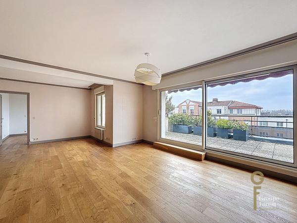 CENTRE BOURG MARCQ EN BAROEUL MAGNIFIQUE APPARTEMENT