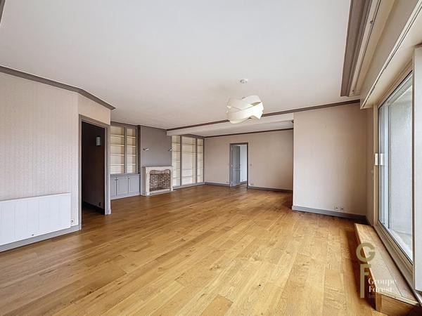 CENTRE BOURG MARCQ EN BAROEUL MAGNIFIQUE APPARTEMENT