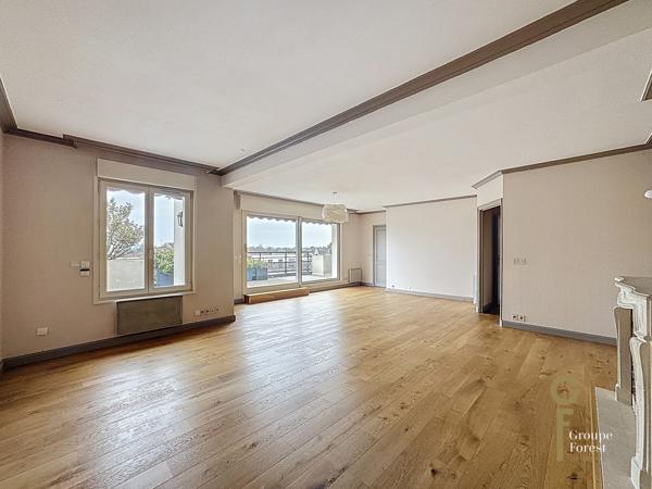 CENTRE BOURG MARCQ EN BAROEUL MAGNIFIQUE APPARTEMENT