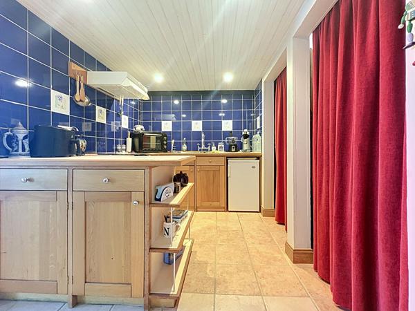 Maison en pierre rénovée, jardin clos et vie de plain-pied à Roz-sur-Couesnon Baie du Mt St Michel