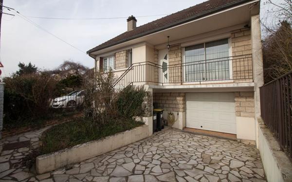Maison à vendre    5 pièces •  Osny