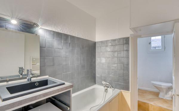 Appartement à vendre    3 pièces • 63,98 m2 Saint-Didier-au-Mont-d'Or