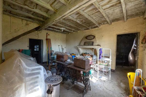 Corps de ferme sur 7600 m2 de terrain