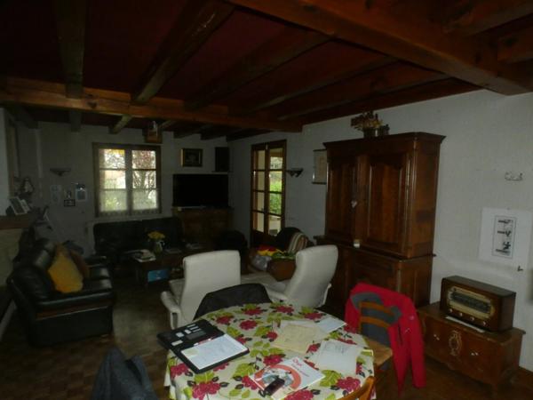 Maison à vendre    4 pièces •  Échiré