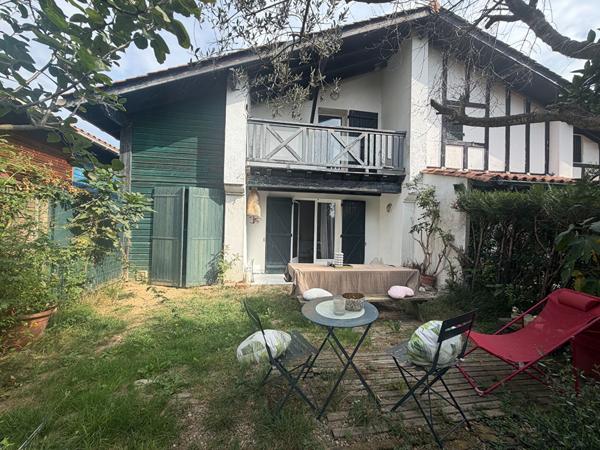 Maisonnette de type T2 avec jardin et parking