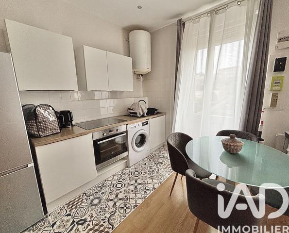 Immeuble à vendre 434 m² Villars