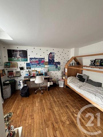 Maison à vendre  6 pièces - 100,28 m 2   ST MAUR DES FOSSES  - 94