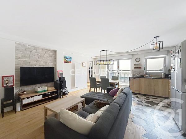 Appartement F4 à vendre  4 pièces - 76,74 m 2   NEUILLY SUR MARNE  - 93