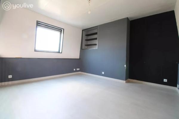appartement F2 de 44m² habitable avec cave et place de parking privatif