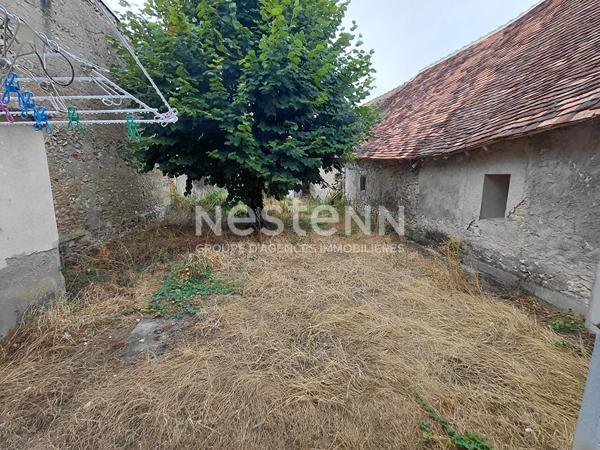 Maison de ville 3 pièces à vendre à  - 50 750 €