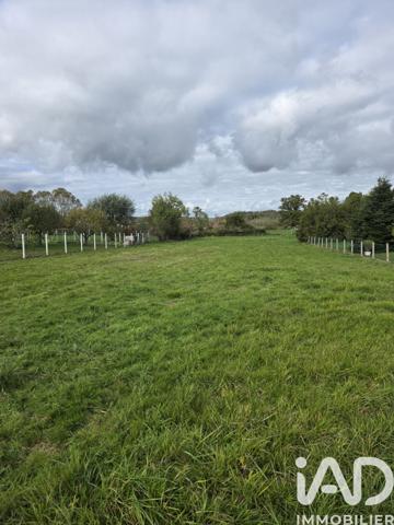 Terrain à vendre 2 052 m² Saint-Gérand-le-Puy