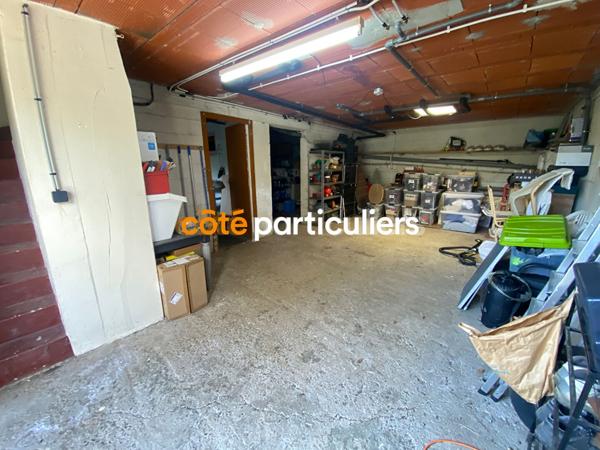 Vente
                Maison90 m² - 4 Pièces -
                    POUZAUGES (85700)