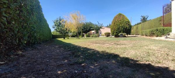 maison 3 chambres, jardin de 2000m2 et proche gare TGV