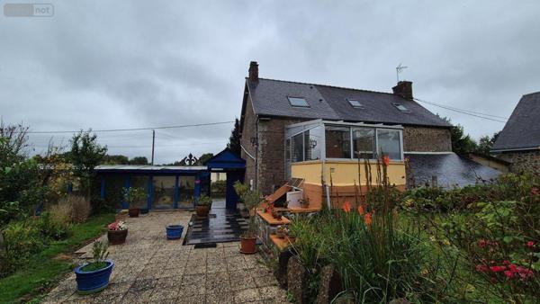 Maison de ville à vendre à Gorron en Mayenne (53120), ref : 2888