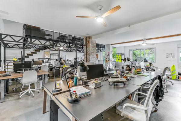 Maison À vendre 8 pièces 337 m²