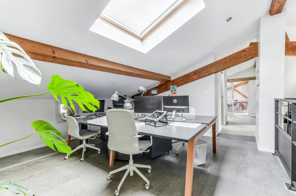 Maison À vendre 8 pièces 337 m²
