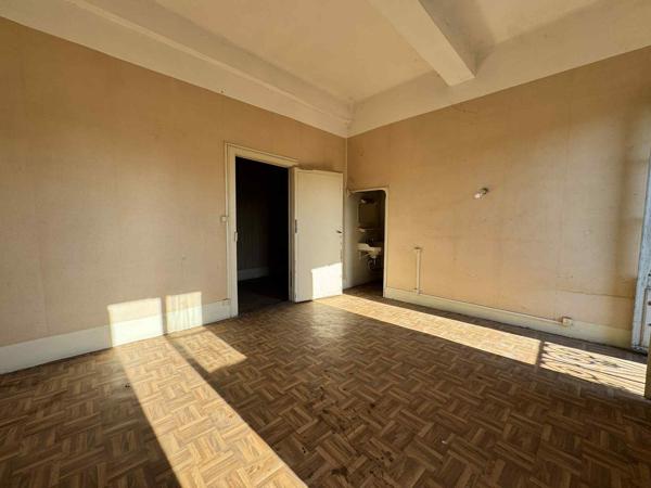 IMMEUBLE A FORT POTENTIEL - Revel (31250)