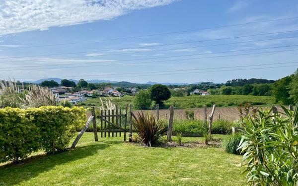 Maison à vendre    4 pièces • 75,64 m2 Anglet