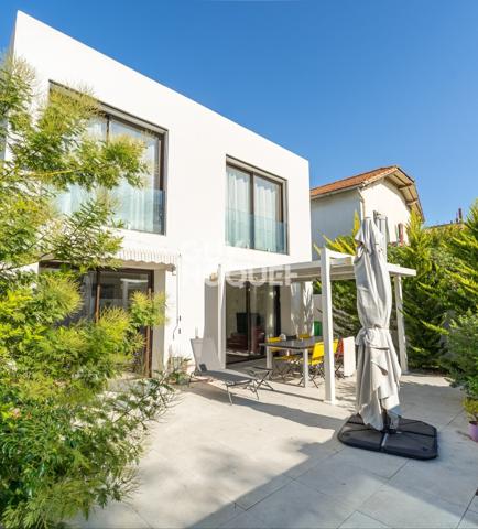 MAISON À VENDRE DE 6 PIÈCES DE 154,00 M²