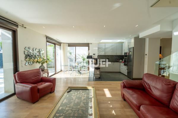 MAISON À VENDRE DE 6 PIÈCES DE 154,00 M²