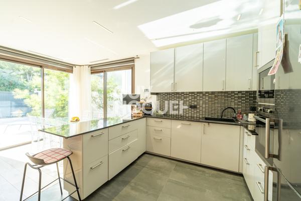 MAISON À VENDRE DE 6 PIÈCES DE 154,00 M²