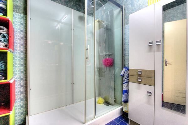 Appartement Chambéry 4 pièces 90 m2 avec balcon, Place de Parking et Double Cave