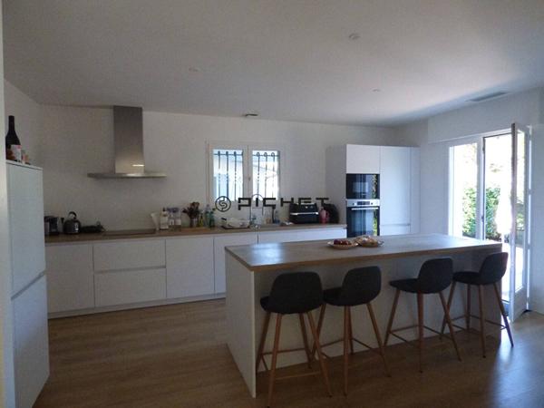 Maison 7 pièces 190 m²