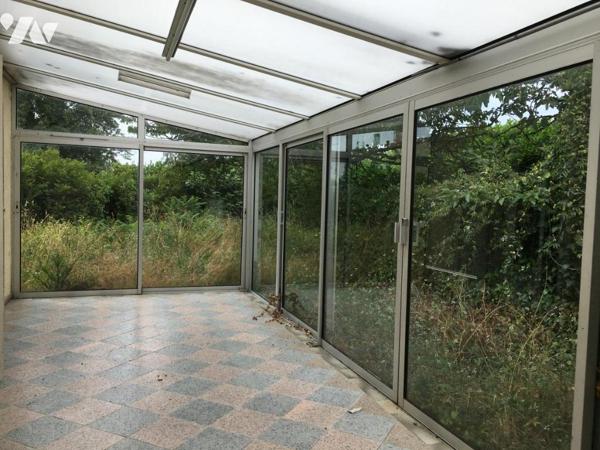 MAISON D'HABITATION A RESTAURER AVEC GARAGE ET JARDIN PROCHE ÉCOLES ET COLLEGE