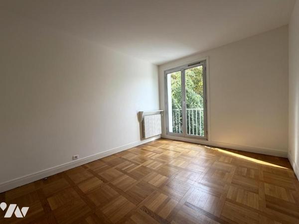 METRO SAINT-MANDE - T4 avec balcon, gardien, ascenseur