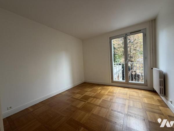 METRO SAINT-MANDE - T4 avec balcon, gardien, ascenseur