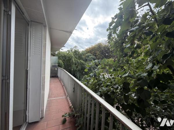 METRO SAINT-MANDE - T4 avec balcon, gardien, ascenseur