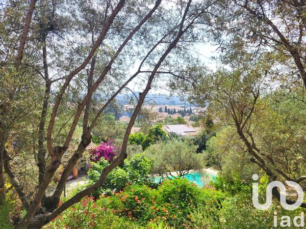 Maison à vendre 4 pièces 118 m² Solliès-Pont