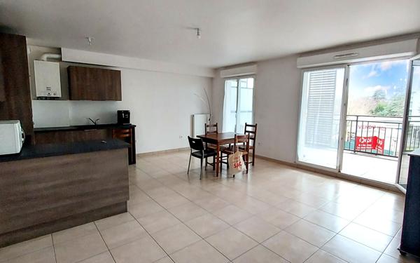Appartement à vendre    3 pièces • 66,51 m2 Rosny-sous-Bois