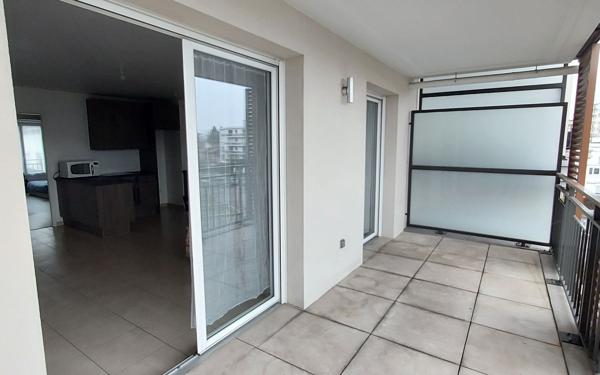 Appartement à vendre    3 pièces • 66,51 m2 Rosny-sous-Bois