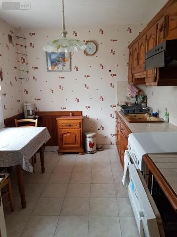 Maison à vendre à La Flèche dans la Sarthe (72200), ref : 1171