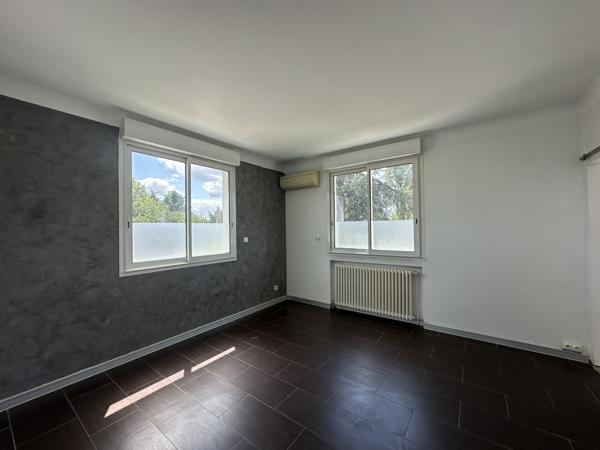 Maison 5 pièce(s) 4 chambre(s) 170 m²