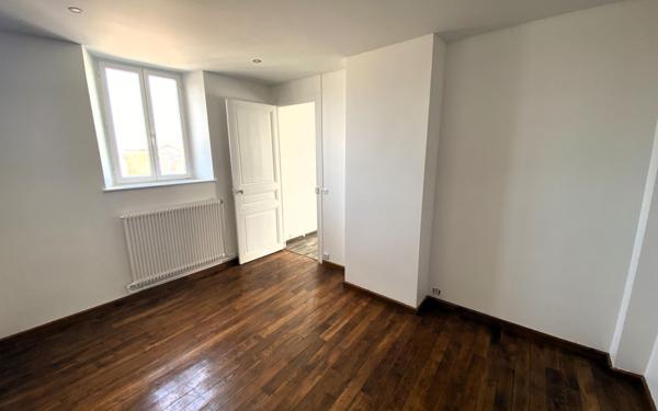 Appartement à vendre    2 pièces • 40 m2 Reims